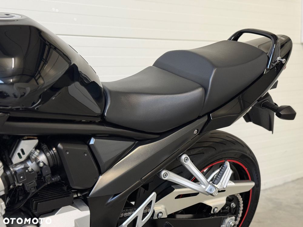 Suzuki Bandit - 36