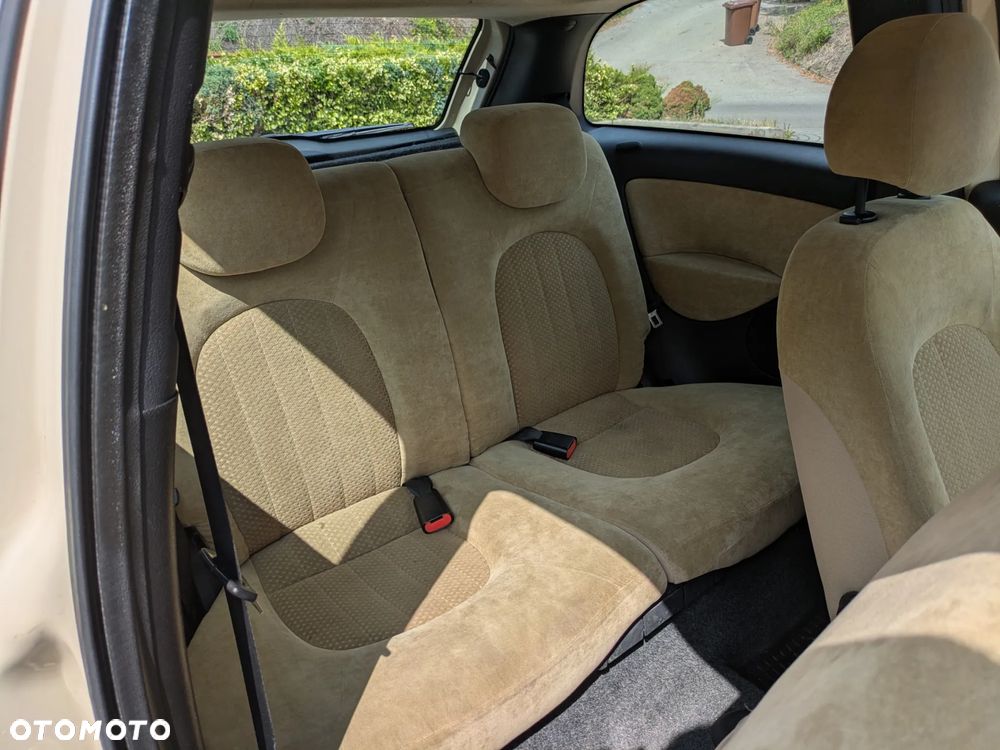 Lancia Ypsilon Y 1.2 8v - 8