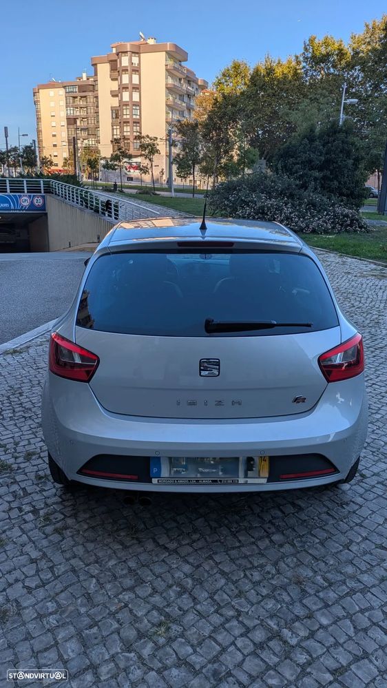 SEAT Ibiza 1.2 TSi FR 30 Anos - 4