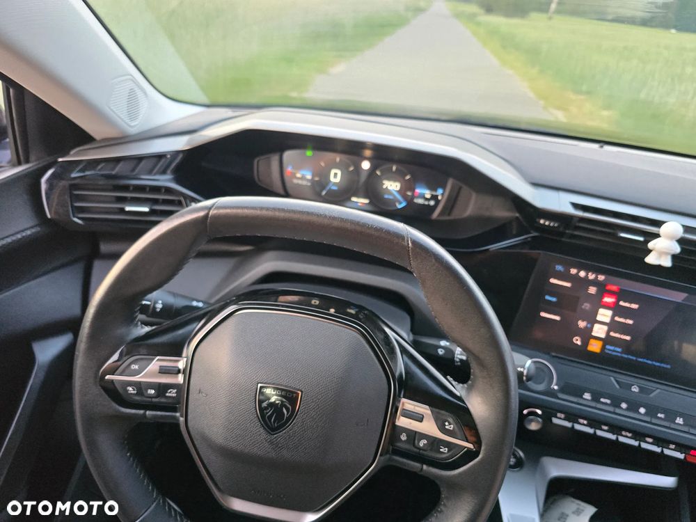 Peugeot 308 1.2 PureTech Allure S&S - 15