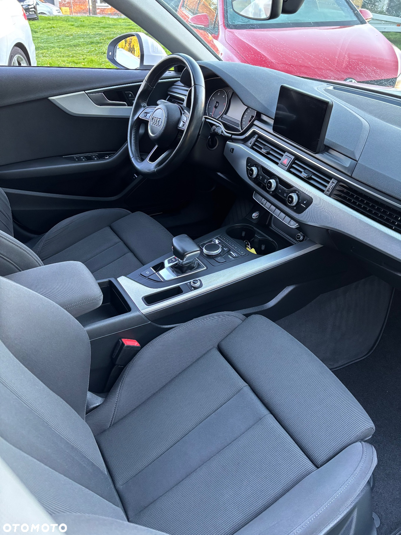 Audi A4 Avant 2.0 TDI S tronic - 9