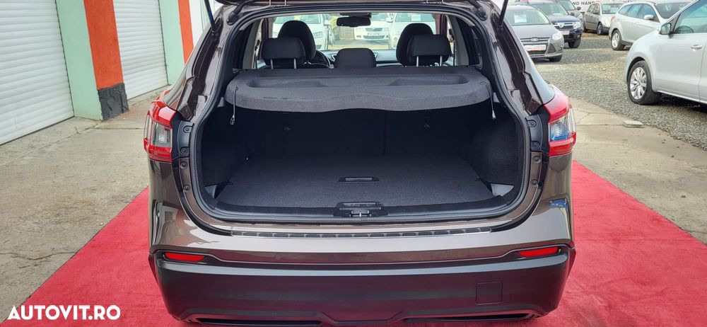 Nissan Qashqai - 32