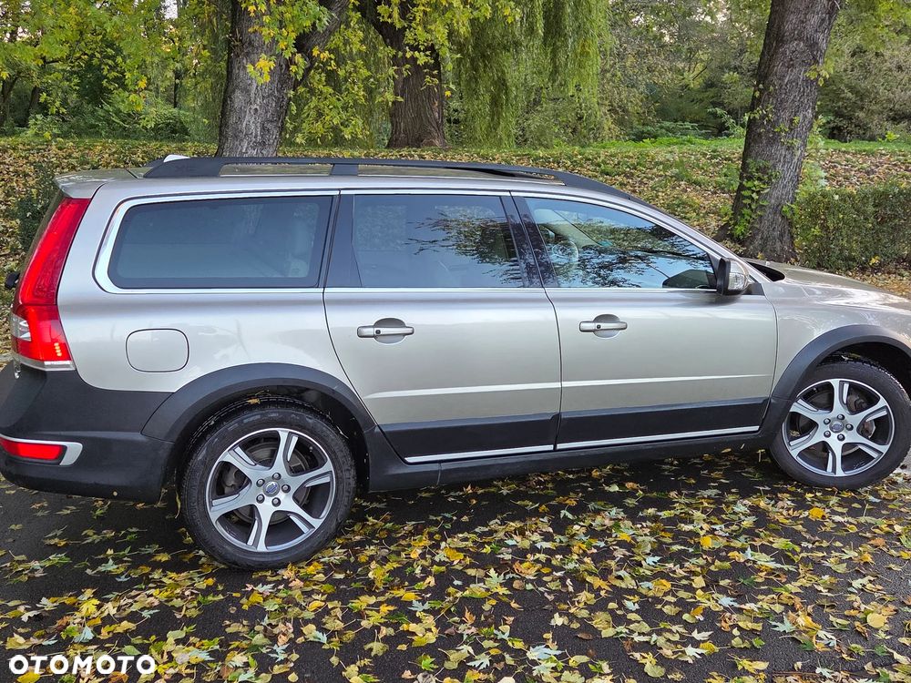 Volvo XC 70 - 8