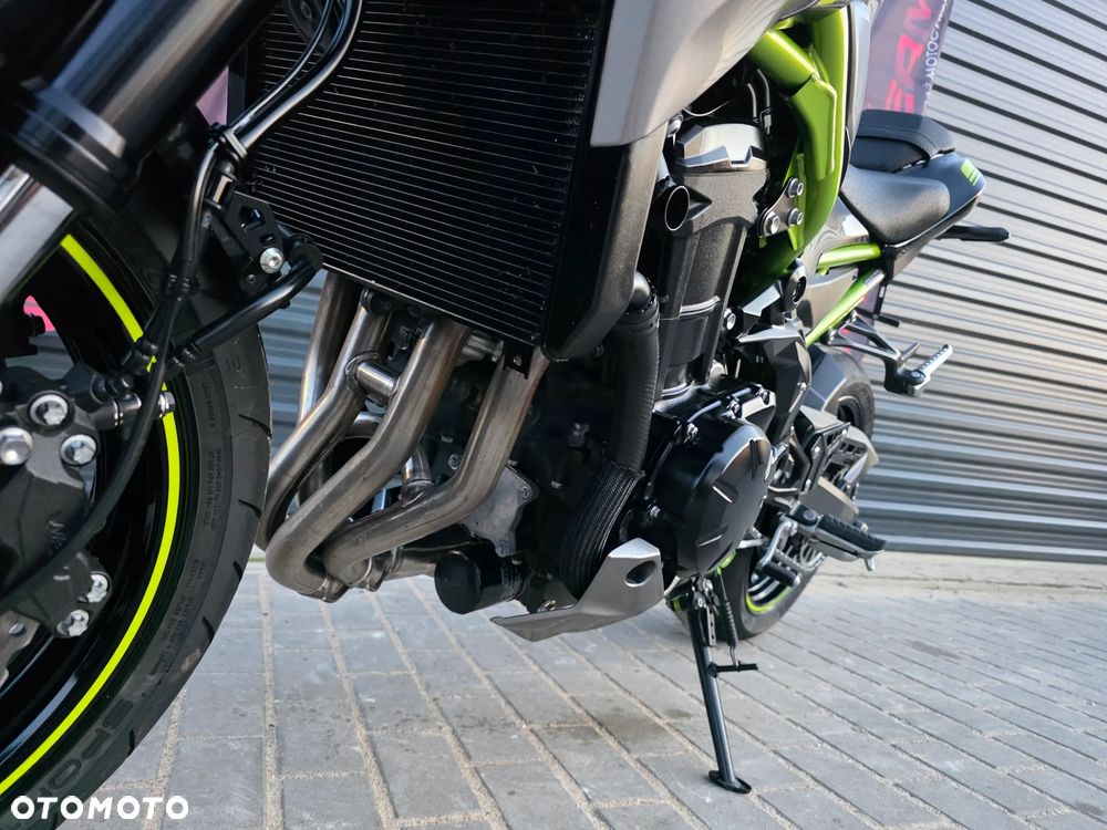 Kawasaki Z 900 - 14