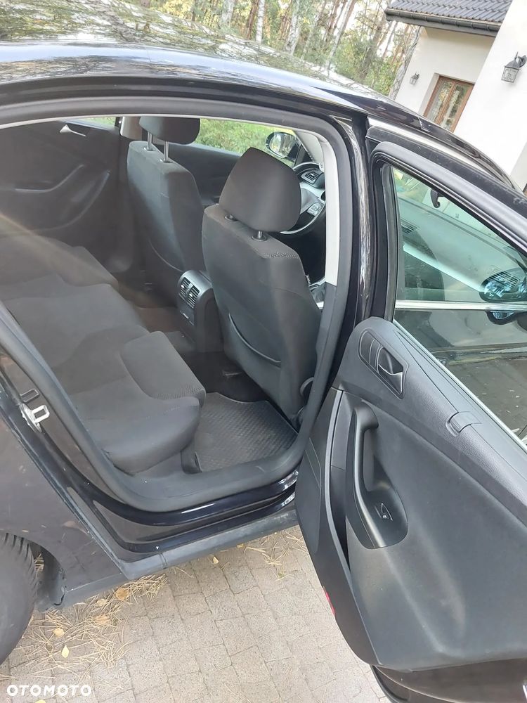 Volkswagen Passat 1.8 TSI Sportline - 21