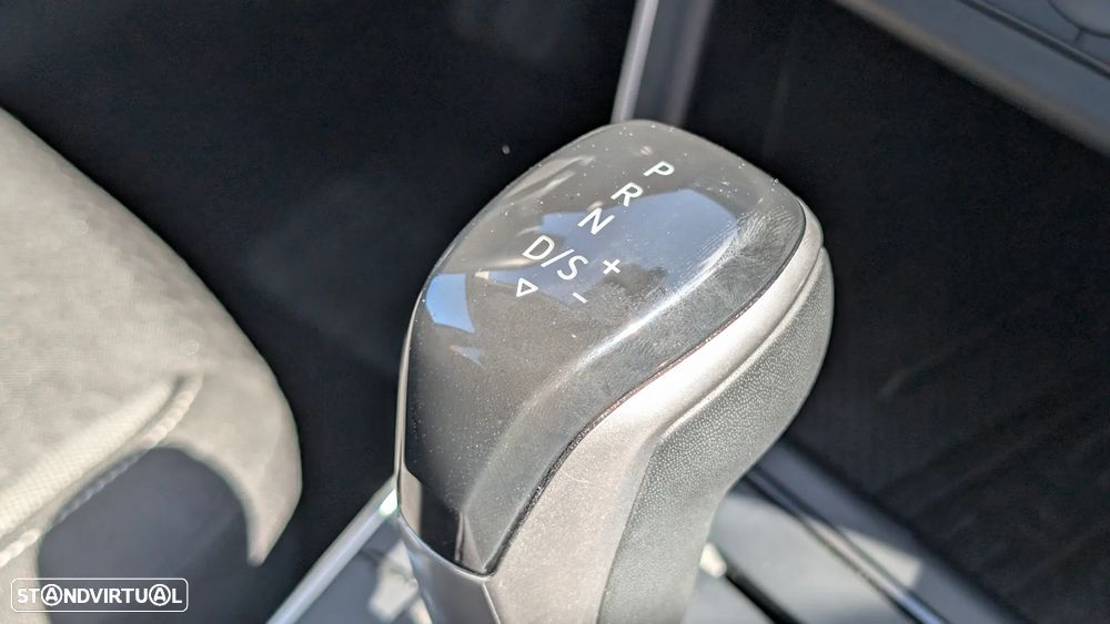 VW Taigo 1.0 TSI Urban DSG - 15