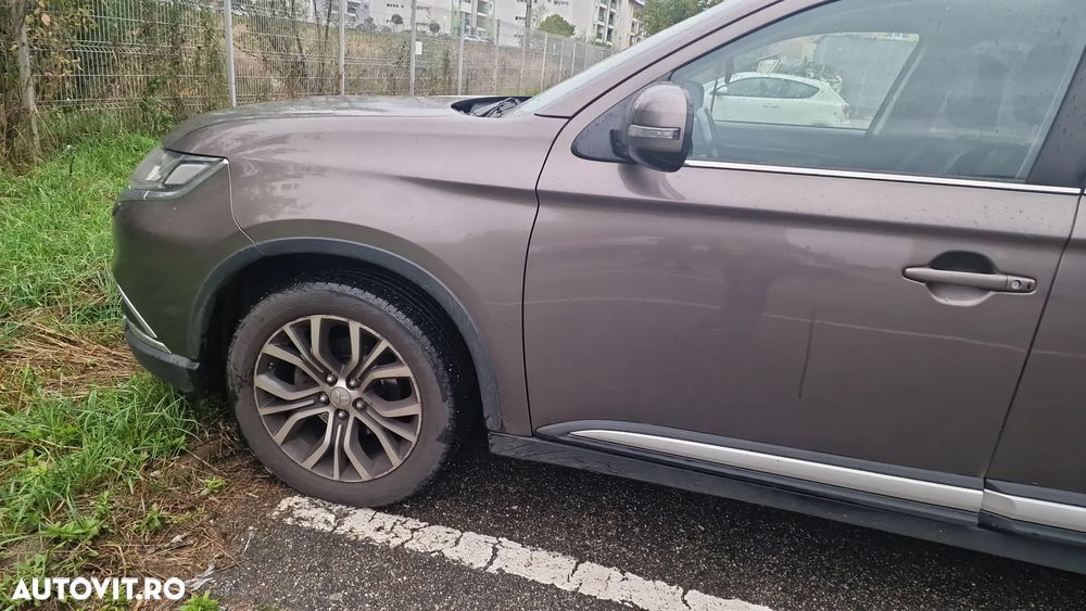 Mitsubishi Outlander 2.2 Litre DI-D AWD Instyle - 2