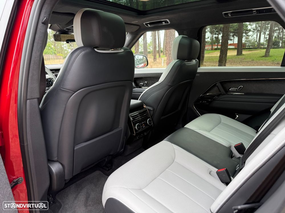 Land Rover Range Rover Sport 3.0 P510e First Edition - 16