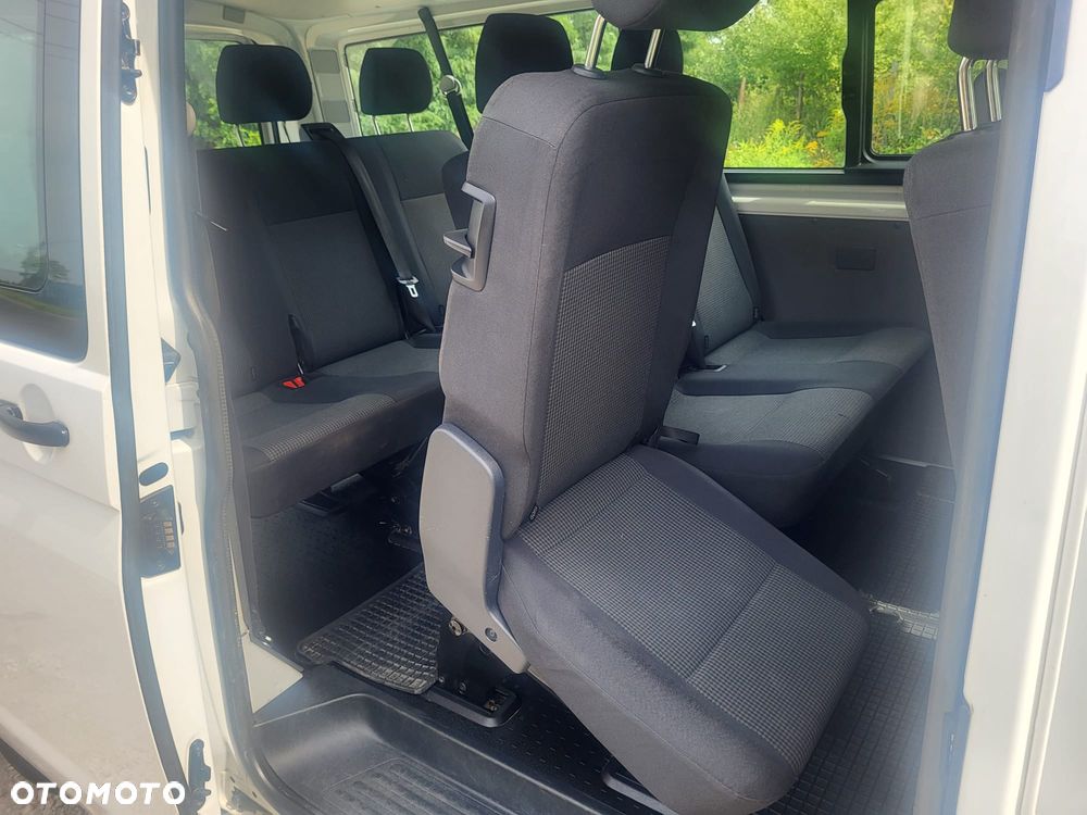 Volkswagen Transporter Kombi L2H1 - 26
