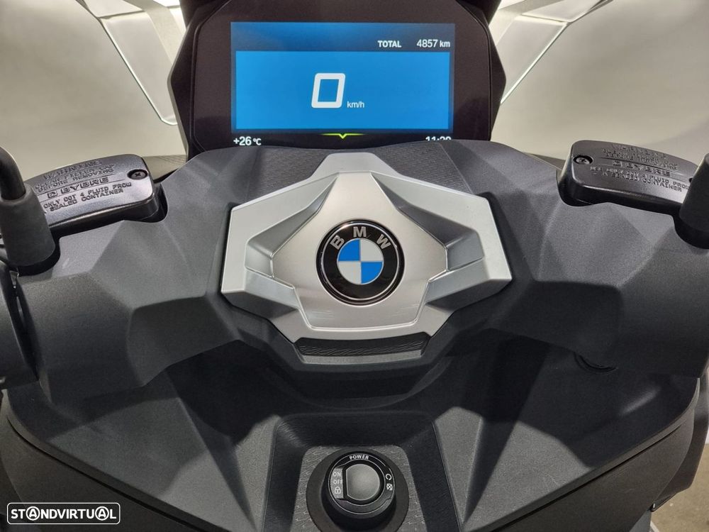 BMW C 400 X 400 X Triple Black - 10