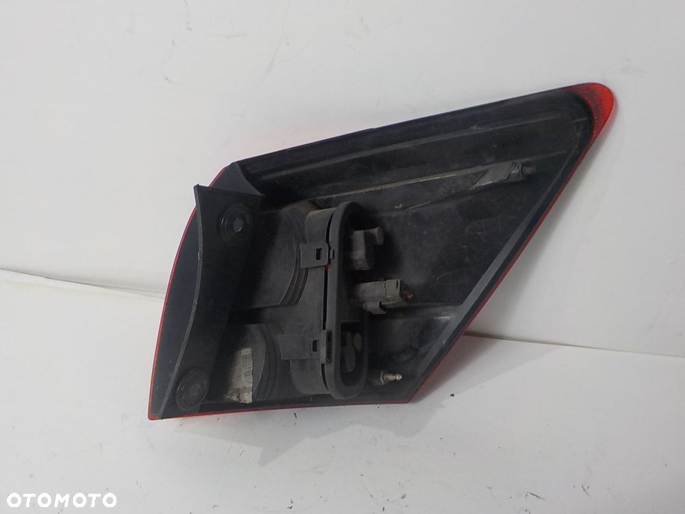 NISSAN QASHQAI J10 LAMPA LEWA TYLNA LEWY TYŁ - 3