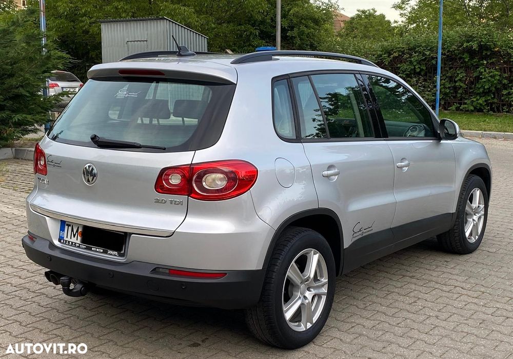 Volkswagen Tiguan - 4