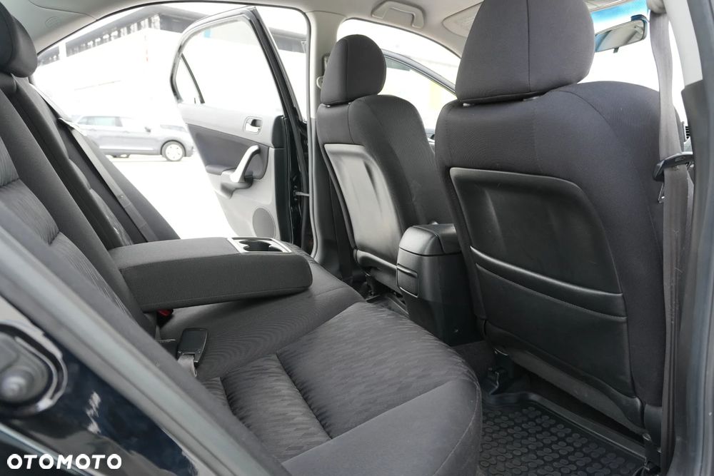 Honda Accord 2.0 Comfort - 13