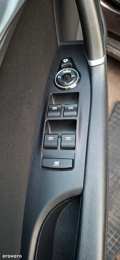 Hyundai i40 Kombi 1.6 Trend - 10