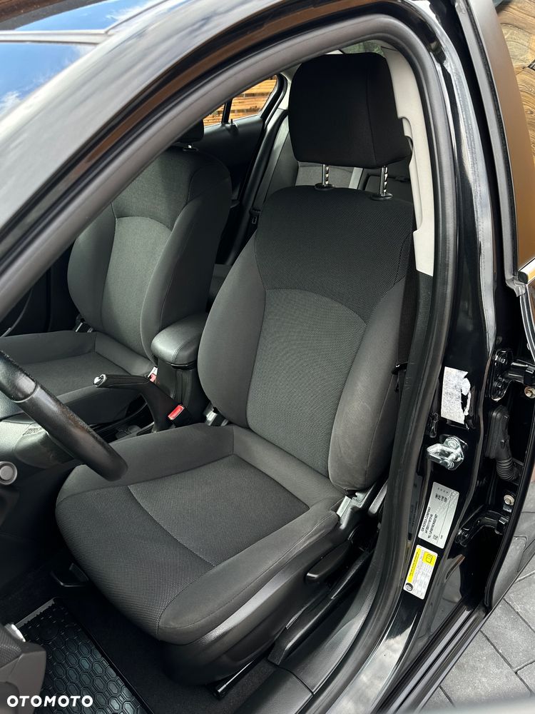 Chevrolet Cruze - 27