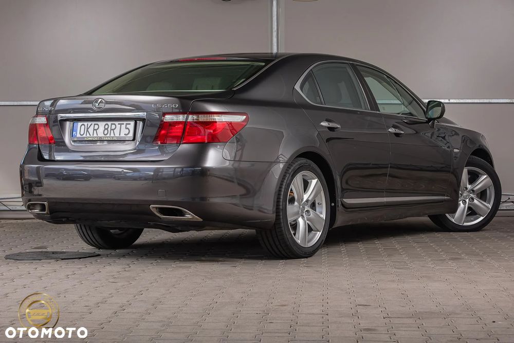 Lexus LS - 9