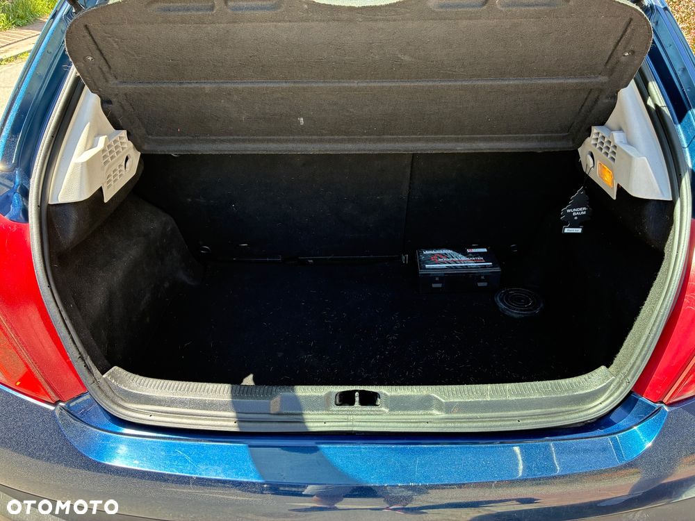 Peugeot 207 1.4 Trendy - 13