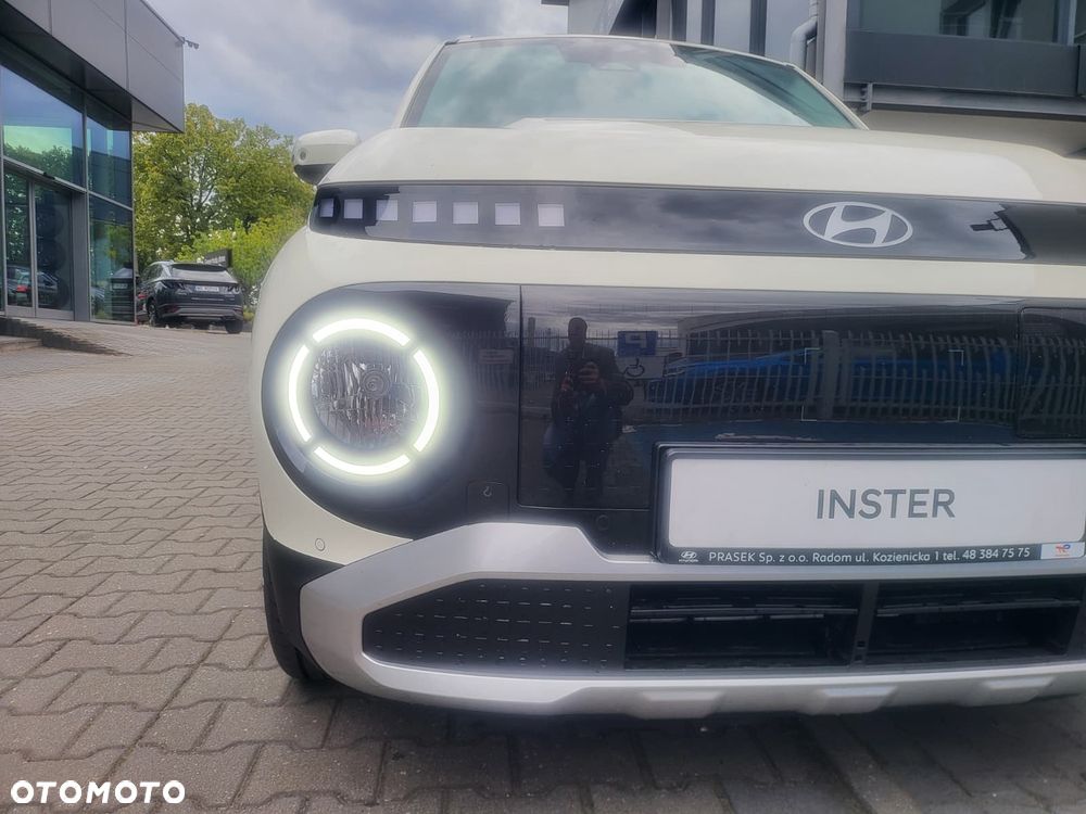 Hyundai Inster 49kWh Modern - 9