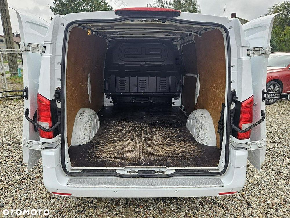 Mercedes-Benz Vito - 9