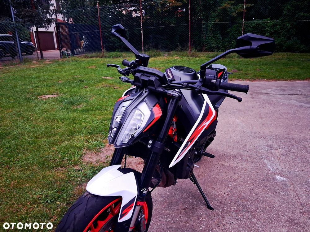 KTM DUKE 890 - 7