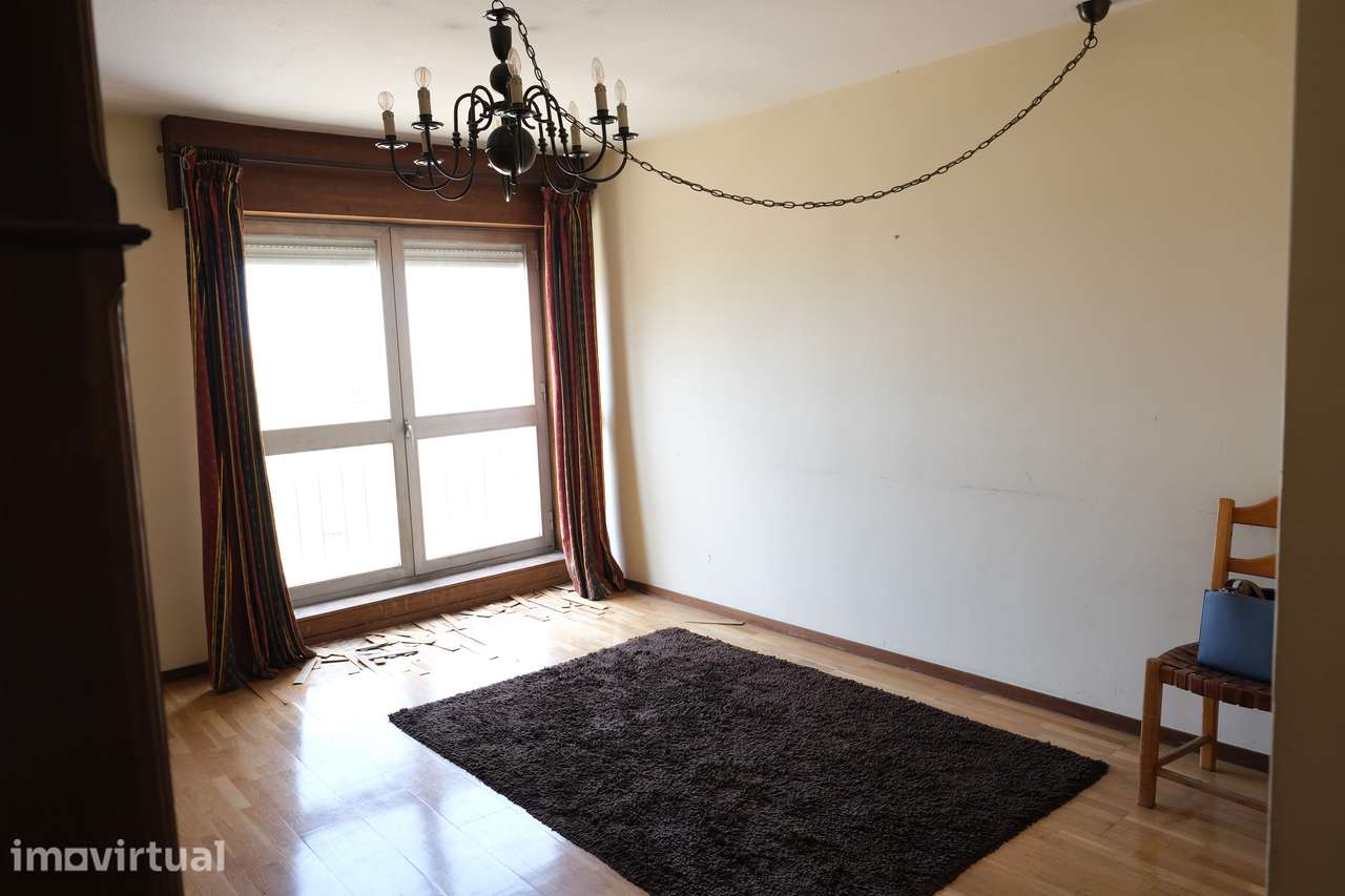 Apartamento T2 em Ramalde, Porto - Grande imagem: 2/17