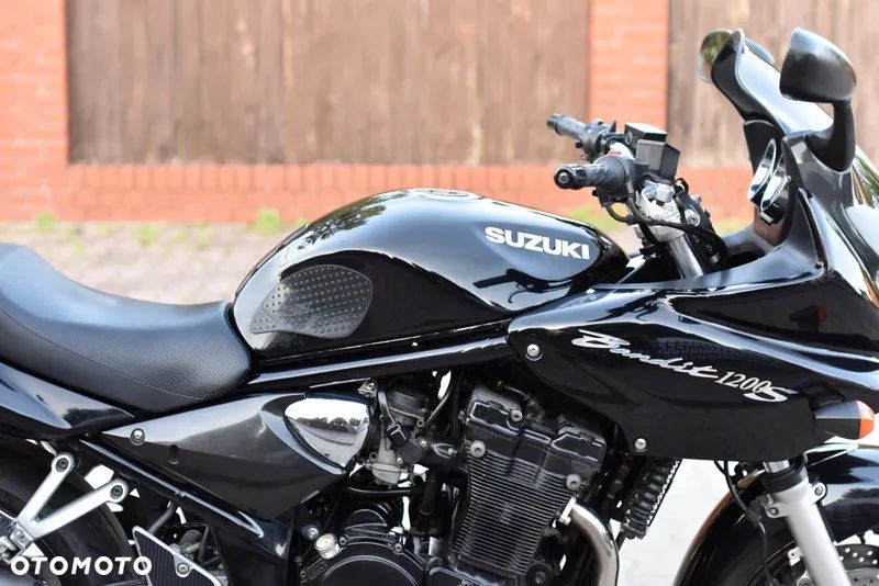 Suzuki Bandit - 10