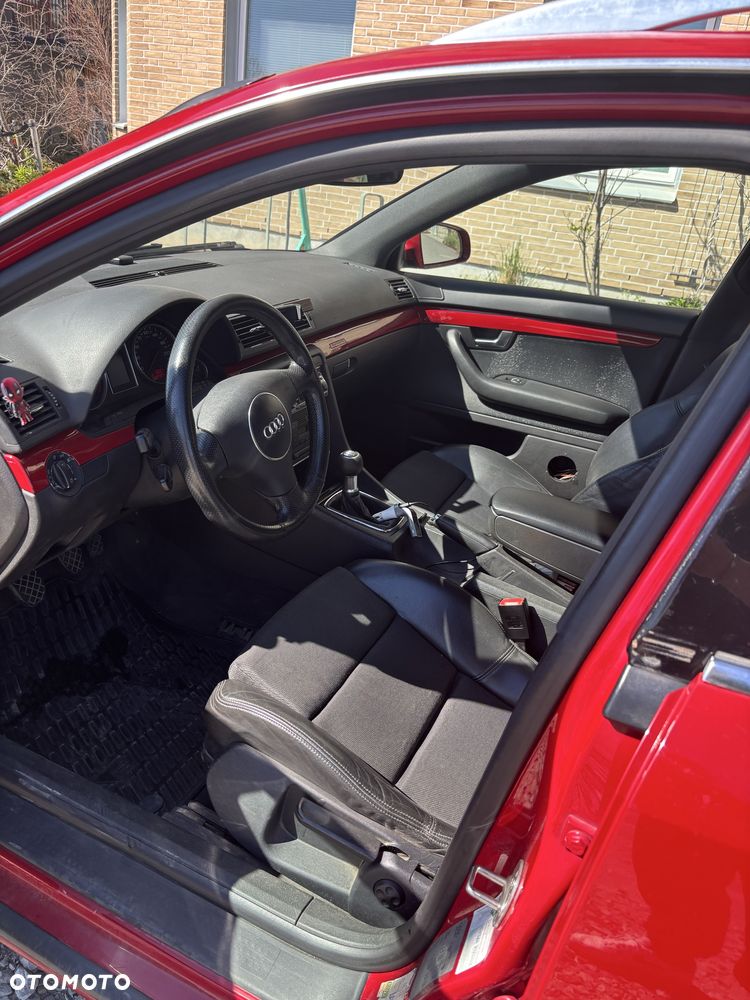 Audi A4 Avant - 7