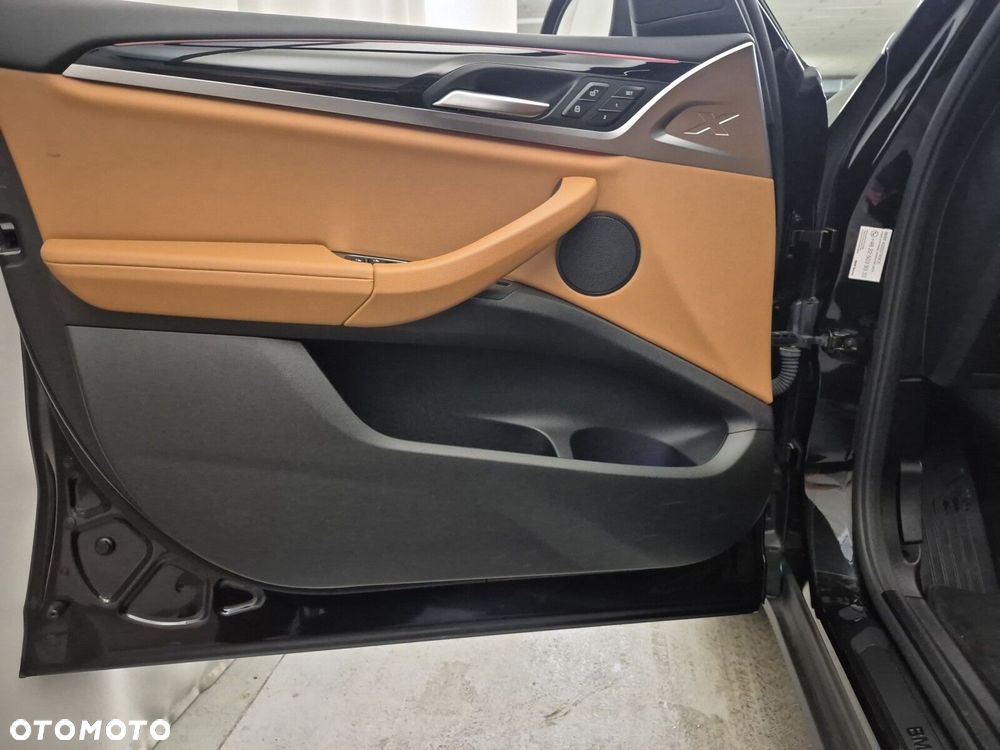 BMW X3 xDrive20d mHEV - 12