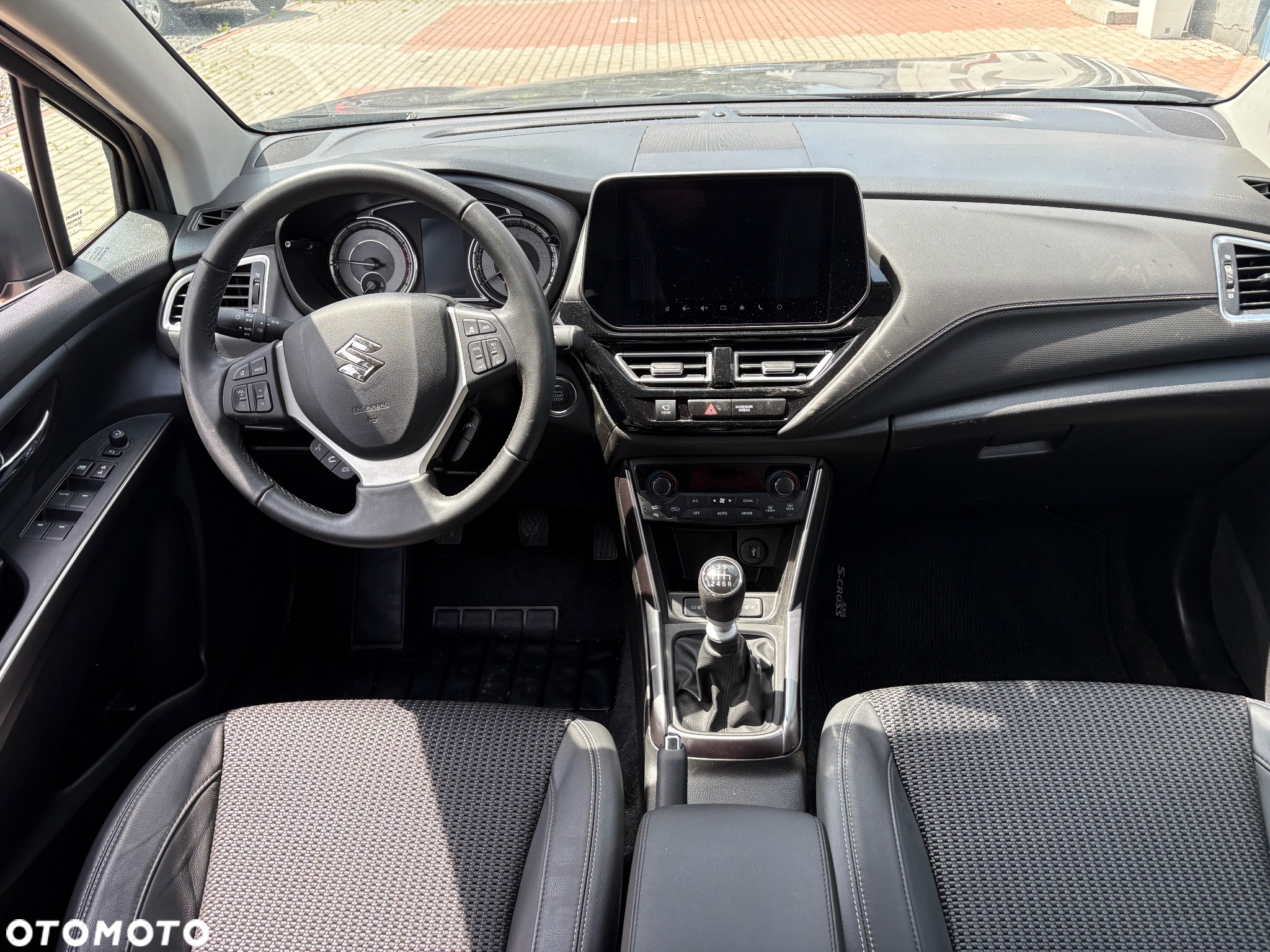 Suzuki SX4 S-Cross 1.4 SHVS Comfort Plus - 19