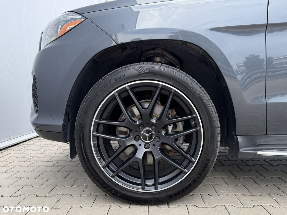 Mercedes-Benz GLS - 10