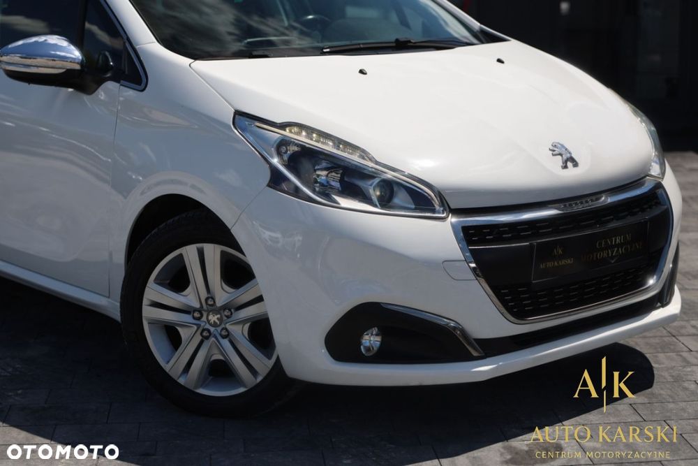 Peugeot 208 - 13