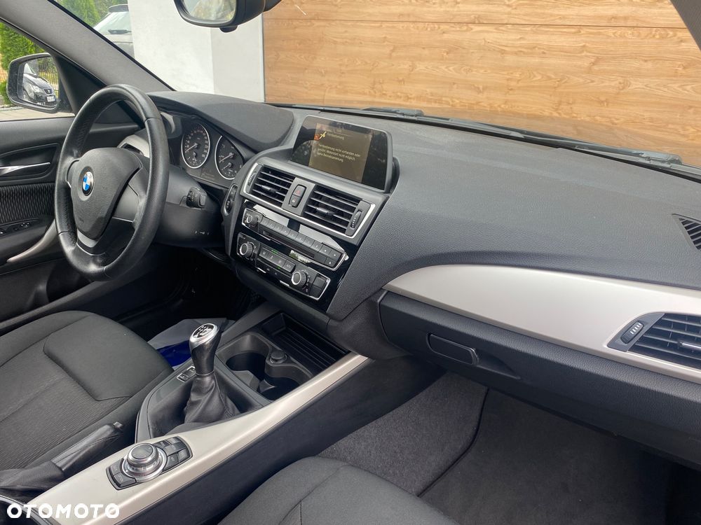 BMW Seria 1 116d EfficientDynamics Edition Sport Line - 25