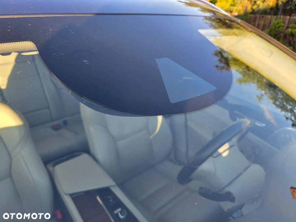 Volvo XC 60 B4 D Inscription - 32