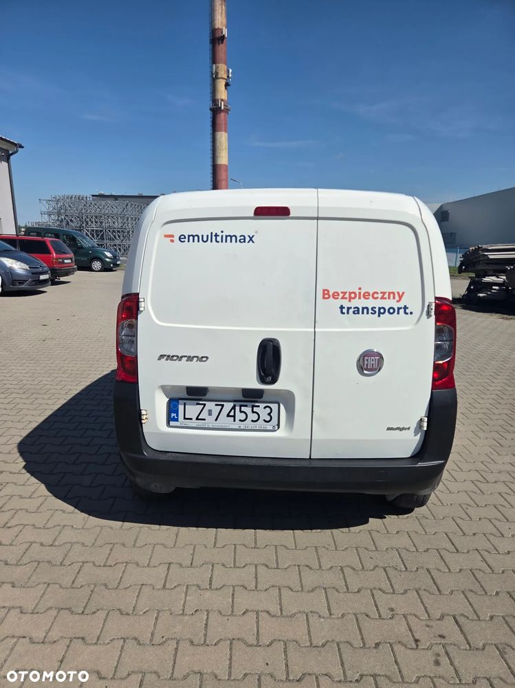 Fiat Fiorino Kombi Base - 10