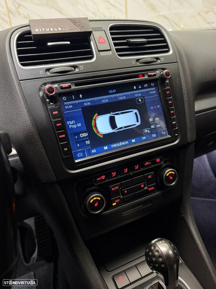 VW Golf 2.0 TSi GTI DSG - 19