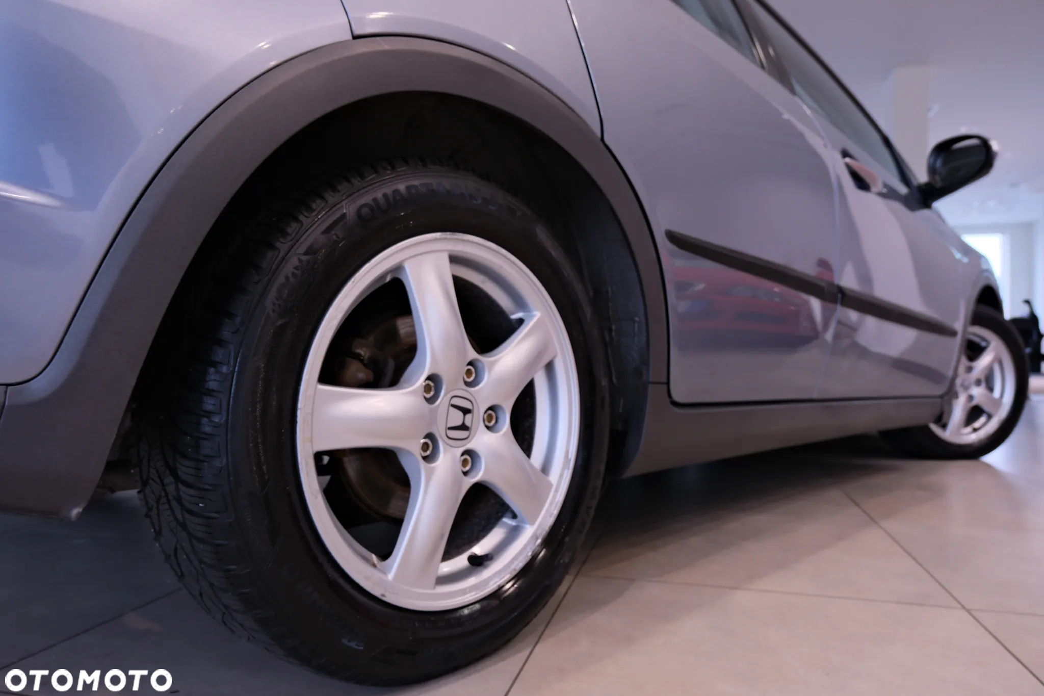 Honda Civic 1.8 Comfort - 11