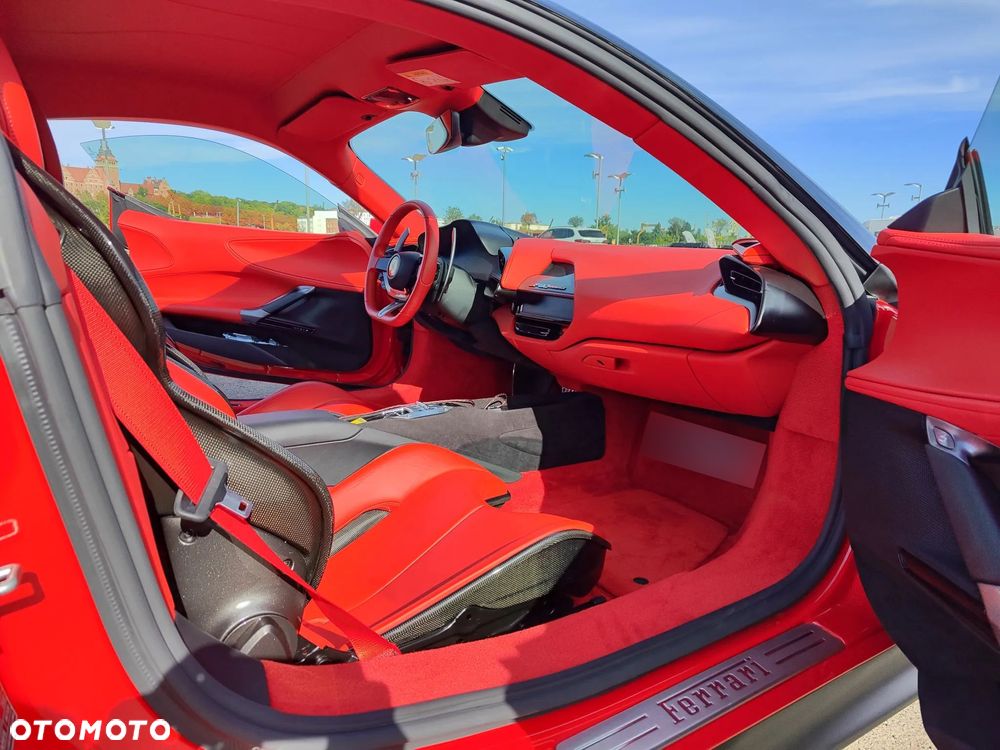 Ferrari SF90 Stradale - 19
