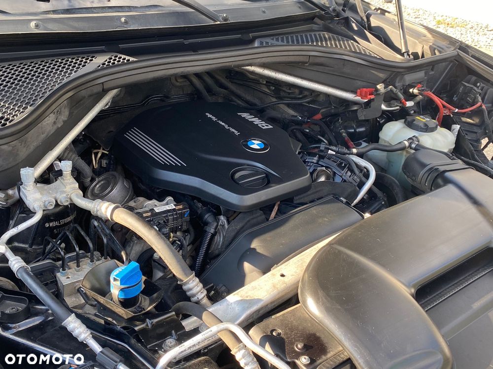 BMW X5 xDrive25d - 13