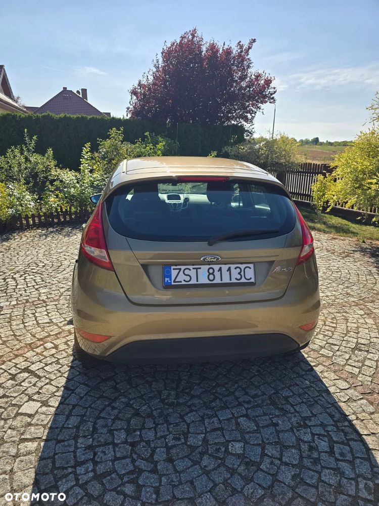 Ford Fiesta 1.25 Gold X EU5 - 6