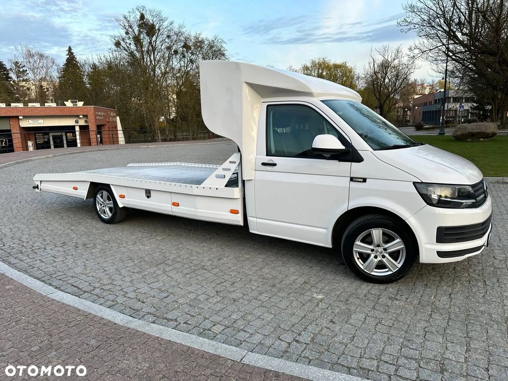 Volkswagen Transporter - 1