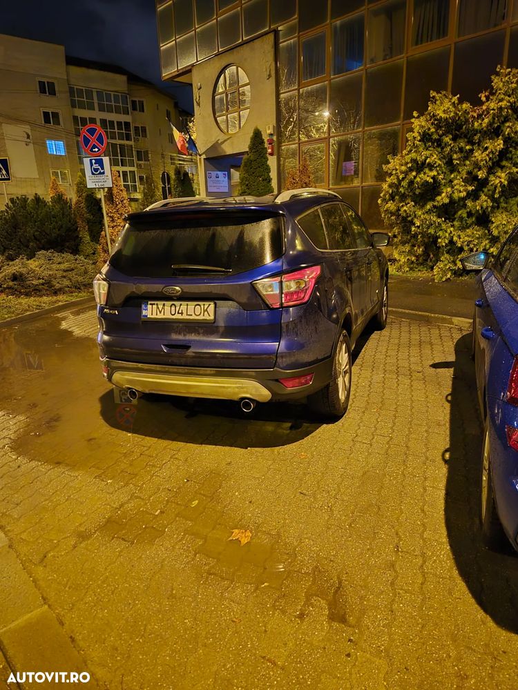 Ford Kuga 2.0 TDCi 4WD Powershift Titanium - 2