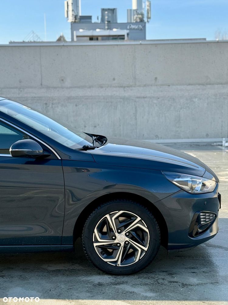 Hyundai i30 1.0 T-GDI Classic + DCT - 3