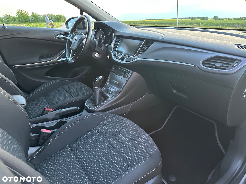 Opel Astra 1.4 Turbo Innovation - 9