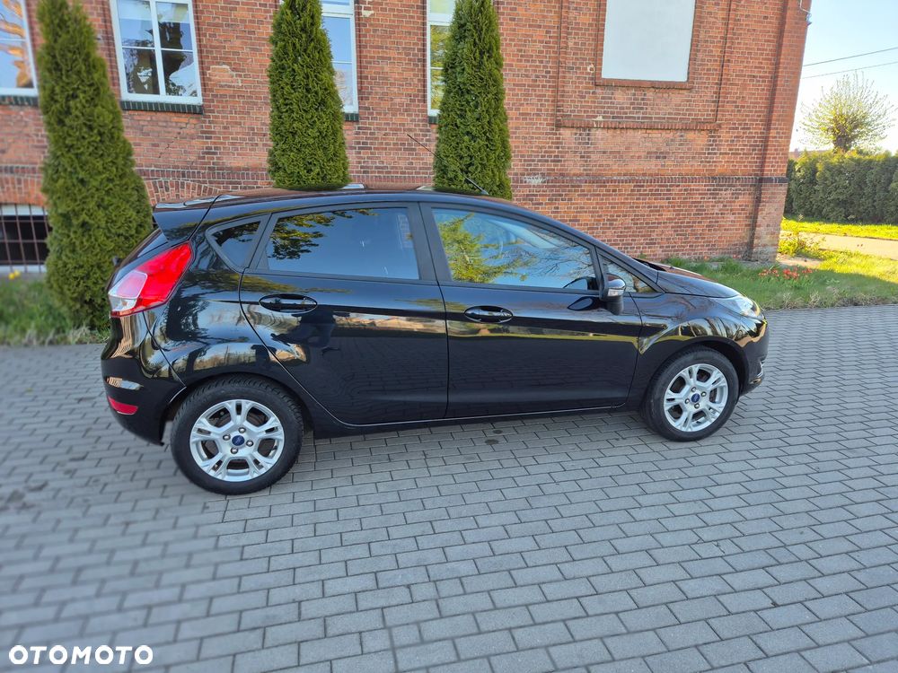 Ford Fiesta 1.25 Ambiente EU5 - 25
