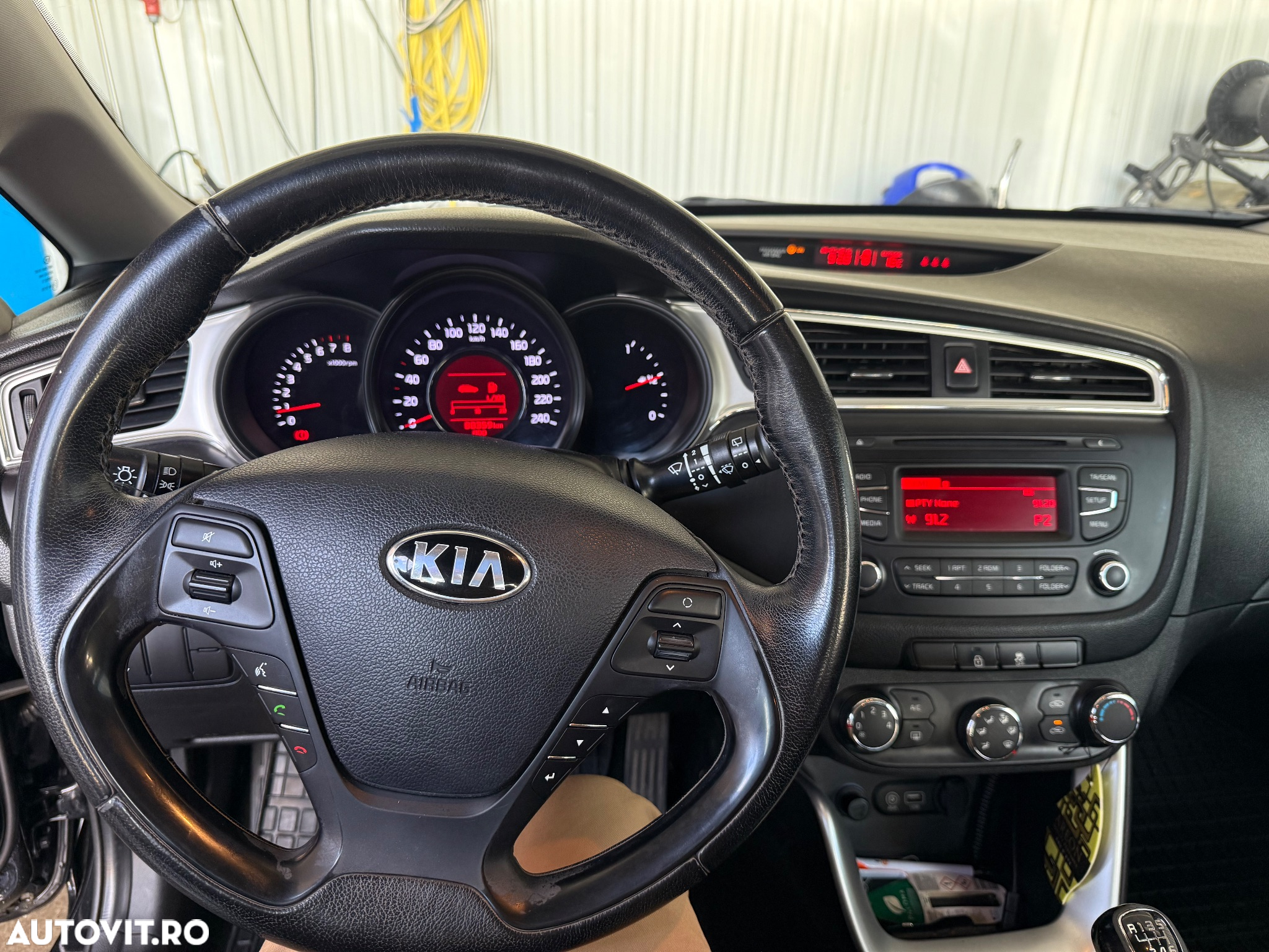 Kia Ceed - 6