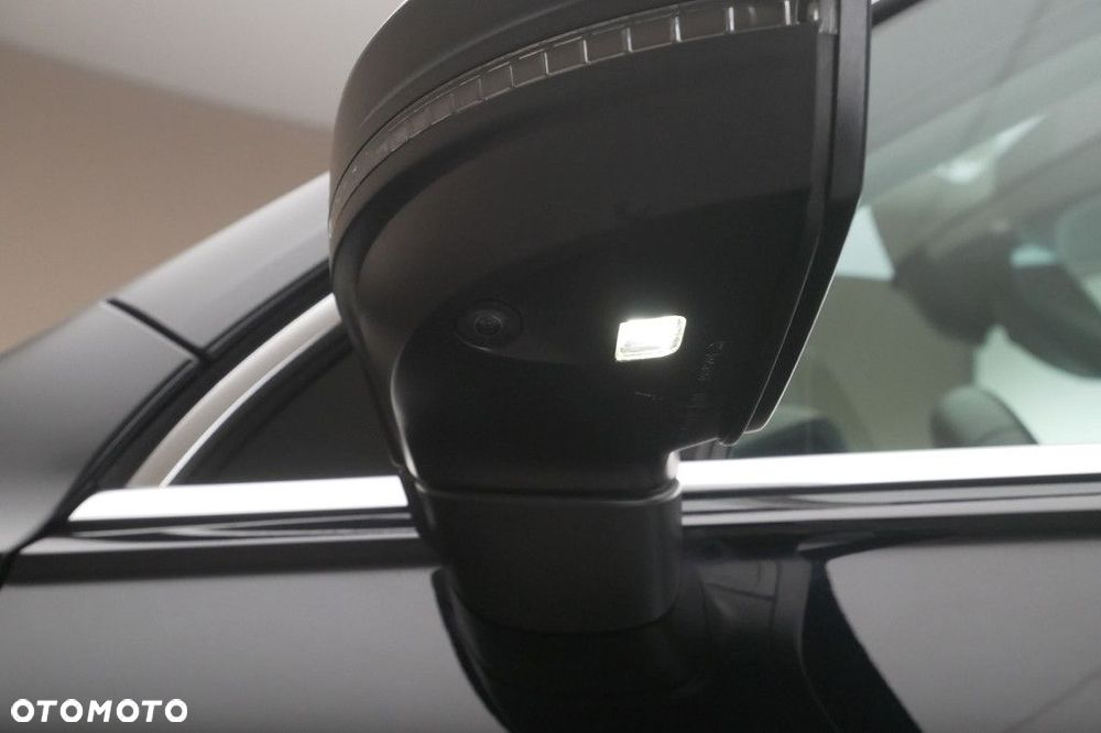 Volkswagen Tiguan 2.0 TSI 4Mot Elegance DSG - 22