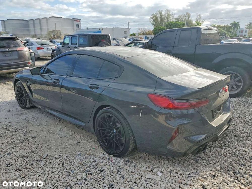 BMW M8 - 6