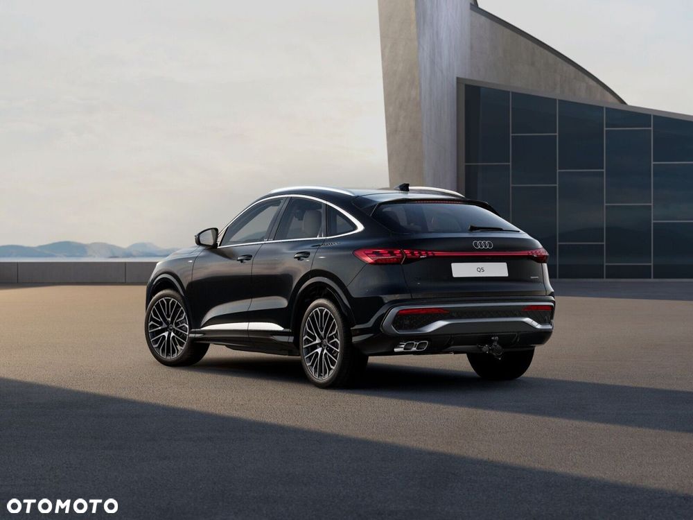 Audi Q5 Sportback - 5