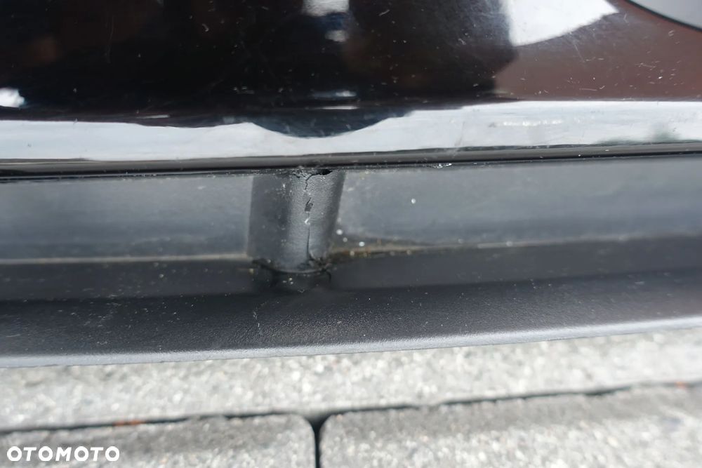 KRATKA ZDERZAKA PRAWA AUDI Q5 LIFT 8R0807682J - 2