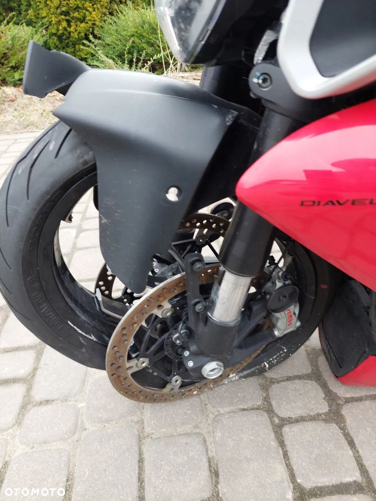 Ducati Diavel - 17